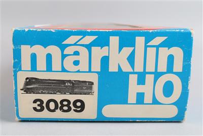 Märklin H0 3089 Stromlinienlok der DR, - Spielzeug