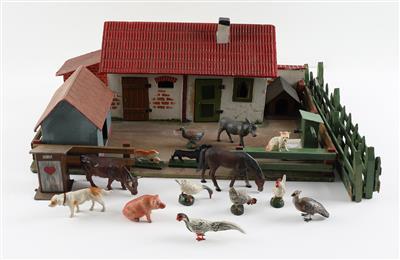 Konvolut Elastolin/Tipple-Topple: Bauernhof mit 60 Tieren und Zubehör, um 1950. - Giocattoli