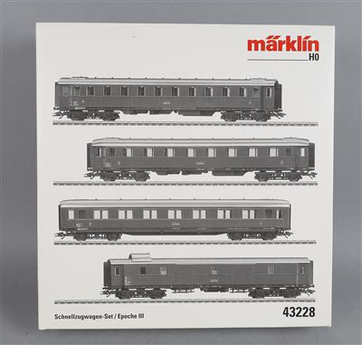 Märklin H0, 43228 4-teiliges Schnellzugwagen Set der ÖBB, - Hračky