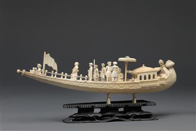 An ivory model of a boat - Arte asiatica