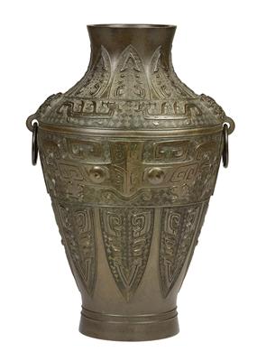 A bronze vase - Asian art