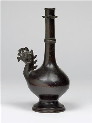 A water sprinkler with a spout in the form of a phoenix’s head - Asian art