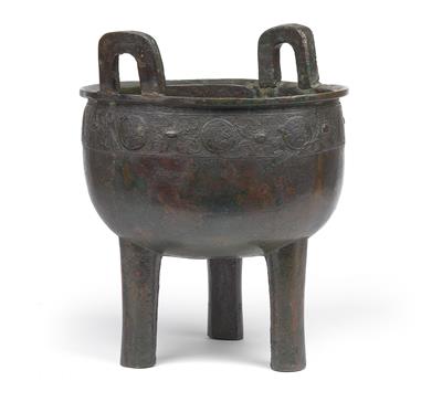 Großes Bronzegefäß - Asiatische Kunst