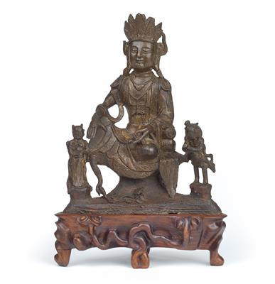 A figure of Guanyin  attended by  Long Nü and Shancaitongzi - Asian art