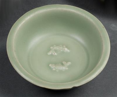 Longquan Seladon 'Twin fish' Schale - Asiatische Kunst