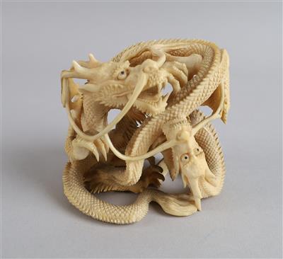 Okimono zweier Drachen, - Asiatische Kunst