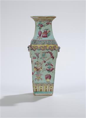 Famille rose Vase, China, späte Qing Dynastie, - Asiatische Kunst