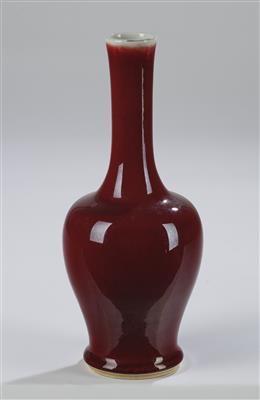 Ochsenblut glasierte Vase, China, unterglasurblaue Sechszeichen Marke Kangxi, 19. Jh., - Arte Asiatica