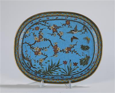Ovales Cloisonné-Tablett, Japan, Meiji Zeit, (1868-1912), - Asian Art