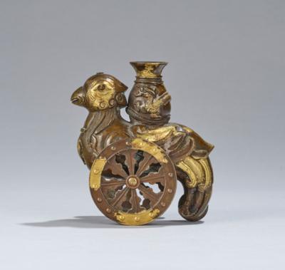 Archaische Bronze Vase auf Vogel mit Rädern, zun, China, 18./19. Jh., - Asiatische Kunst