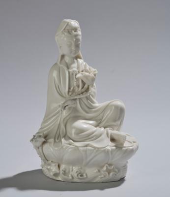 China, 19. Jh., Dehua Blanc de Chine Figur des Guanyin, - Asijské umění