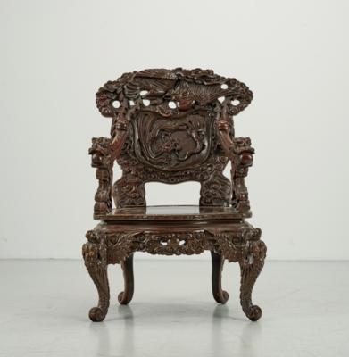 Drachen und Phönix-Armlehnstuhl, China, späte Qing Dynastie, - Asian Art