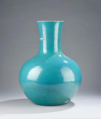 Große türkis glasierte Vase, China, unterglasurblaue Marke Qianlong, 19. Jh., - Asiatische Kunst