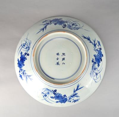 Großer Teller, Japan, 20. Jh., - Asiatische Kunst 2023/04/05 - Realized  price: EUR 500 - Dorotheum