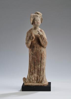 Figur einer "Fat Lady", China, Tang Dynastie (617/18-907), - Asian Art