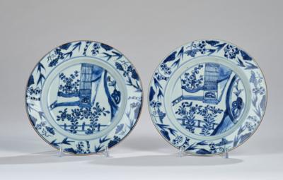 2 blau-weiße Teller, China, 18. Jh., - Asian Art