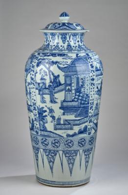 Blau-weiße 'Soldier' Deckelvase, China, Kangxi Periode, - Asian Art