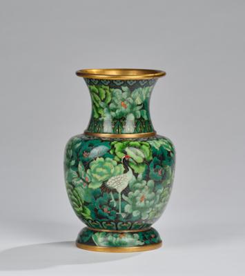 Cloisonné Vase, China, 20. Jh., - Asian Art
