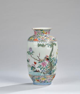 Famille rose Vase, China, rote Siegelmarke Qianlong, 20. Jh., - Arte Asiatica