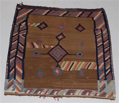 Veramin Ruh Korsi ca. 123 x 128 cm, - Carpets