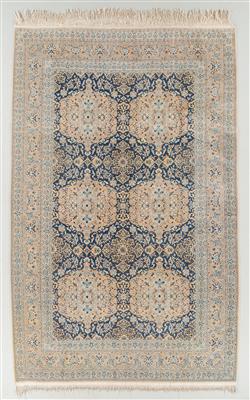 Nain ca. 340 x 218 cm, - Carpets