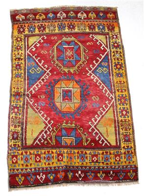 Karapinar Yatak, - Teppiche für Einrichter und Sammler