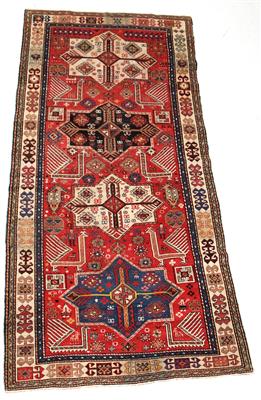 Akstafa, - Teppiche für Einrichter und Sammler