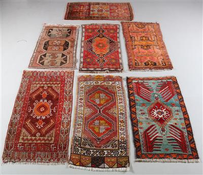 Konvolut Yastik, - Carpets