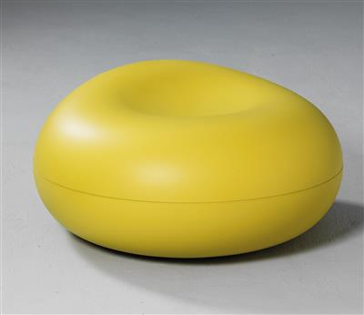 "Tomato"-oggetto per sedersi, progettoAna Mir & Emili Padros - Design