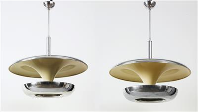 A pair of large pendant lamps - Design