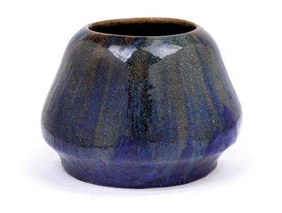 Bauchige Vase, Leopold Bauer, - Design