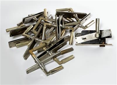 Fifteen pairs of door handles with strike plates, designed by Walter Gropius 1923, - Design