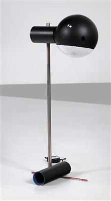 Prototype of a lamp, designed by Gerrit Rietveld 1925, - Design 2017/11/02 - Estimate: EUR 5,000 to EUR 9,000 - Dorotheum