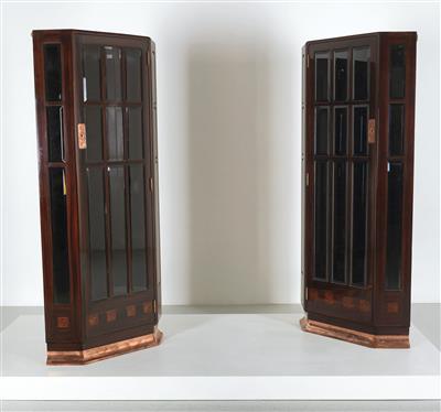 Two corner display cabinets, designed by Robert Fix c. 1900, - Design