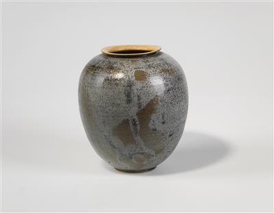 A large vase, Otto Lindig - Design