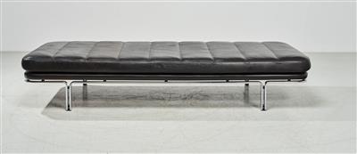 A daybed, Model No. 6915, designed by Horst Brüning - Design