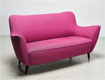 A lounge sofa, designed by Guglielmo Veronesi - Design