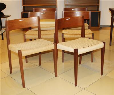 Satz von sechs Esszimmerstühlen Modell Pia, - Classic and modern design