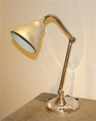 Tischlampe Modell 18, - Classic and modern design
