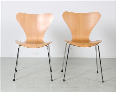 Zwei Stapelstühle Modell 3107, Entwurf Arne Jacobsen - Interior Design