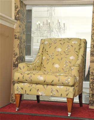 Fauteuil, - Classic English Interiors