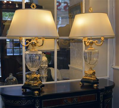 Paar Tischlampen im Louis XVIStil, - Classic English Interiors