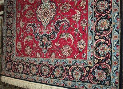 Isfahan ca. 168 x 116 cm, - Furniture, carpets