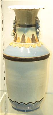 Vase, - Möbel, Teppiche und dekorative Kunst