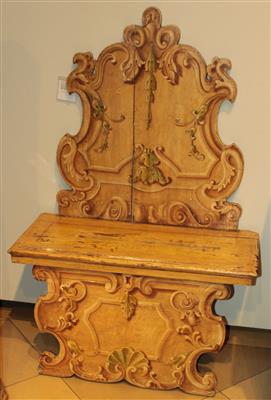 Kl. Sitzbank im italienischen Renaissancestil, - Möbel, Design und Teppiche