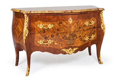Salonkommode im Louis XV Stil, - Furniture, carpets