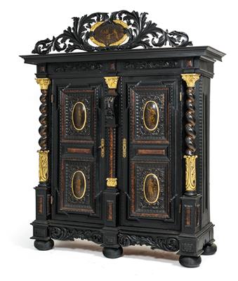 Seltener frühbarocker Vierjahreszeitenschrank, - Furniture, carpets