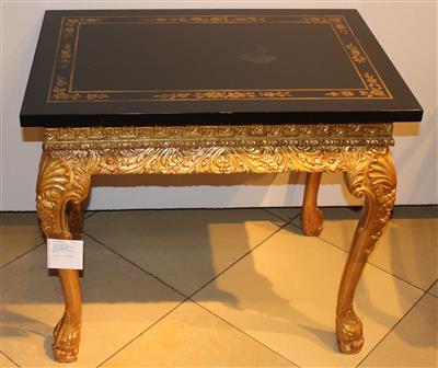 Tisch in der Art der frz. Louis XV-Möbel, - Mobili e tappeti
