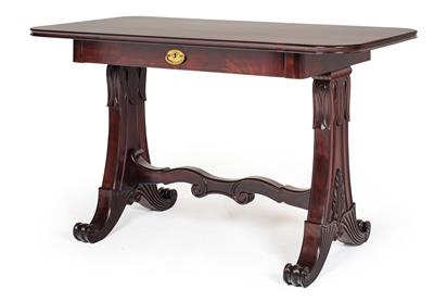 Biedermeier Arbeitstisch, - Möbel, Design und Teppiche