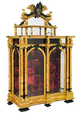 Historismus- Vitrine, - Möbel, Design und Teppiche